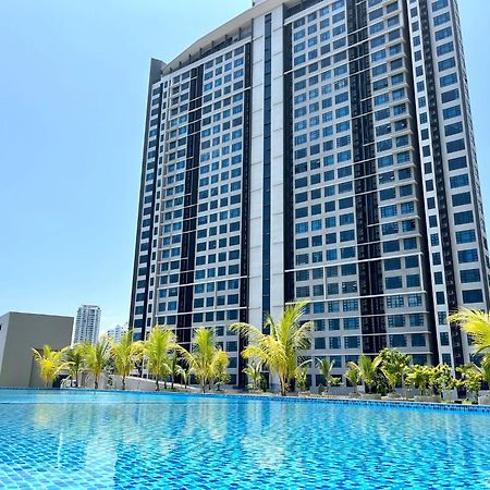 Jesselton Quay By Bunga Raya Homes Kota Kinabalu Exterior foto